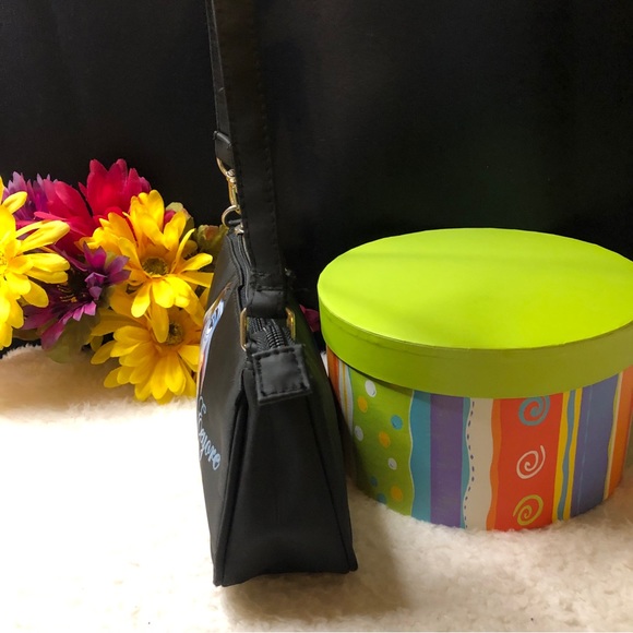 Disney Authentic Beautiful Eeyore Small Black 3-1 Wristlet, Shoulder & Handbag - Picture 8 of 13